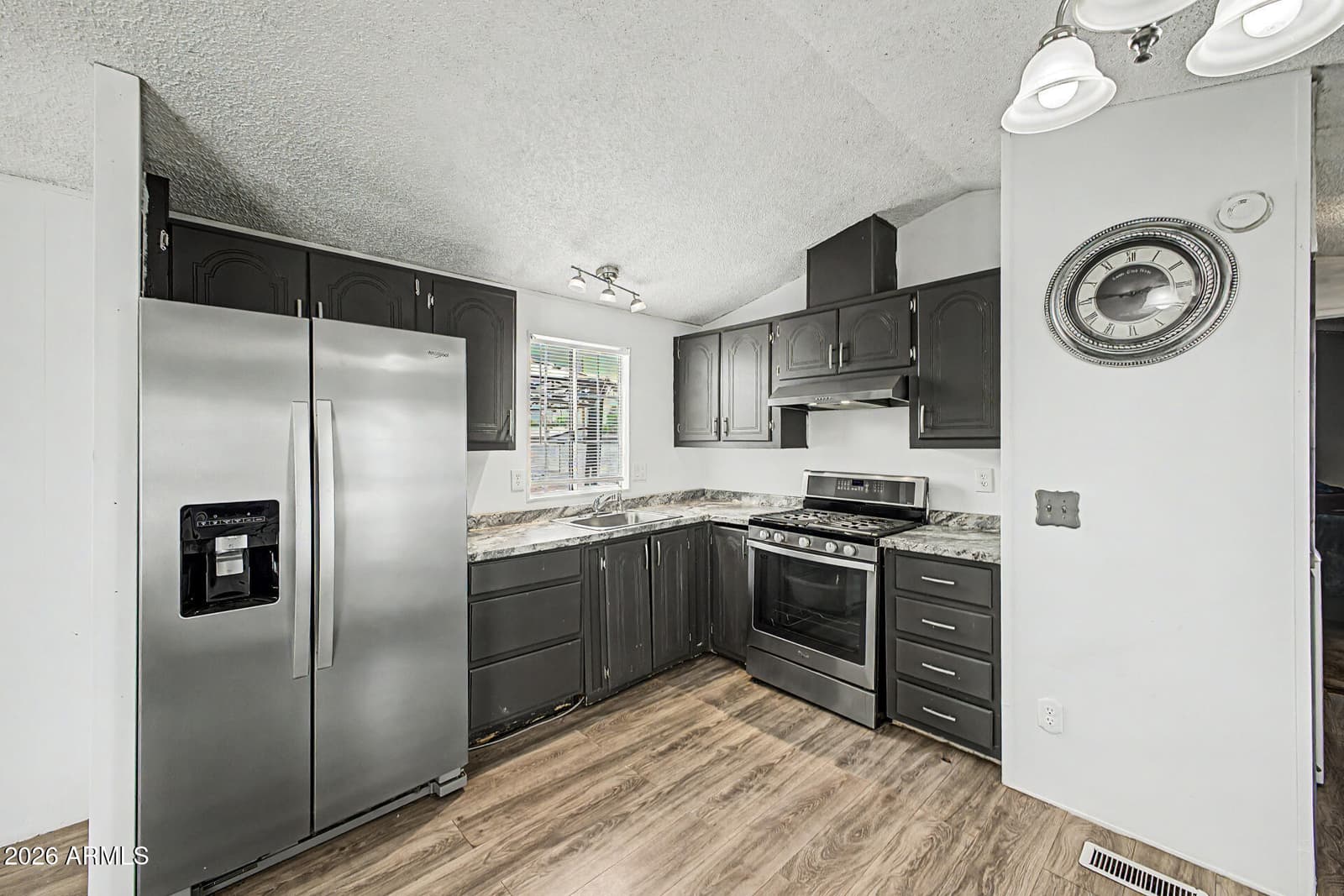 303 E South Mountain Avenue 88, Phoenix, AZ 85042 — photo 3 of 20