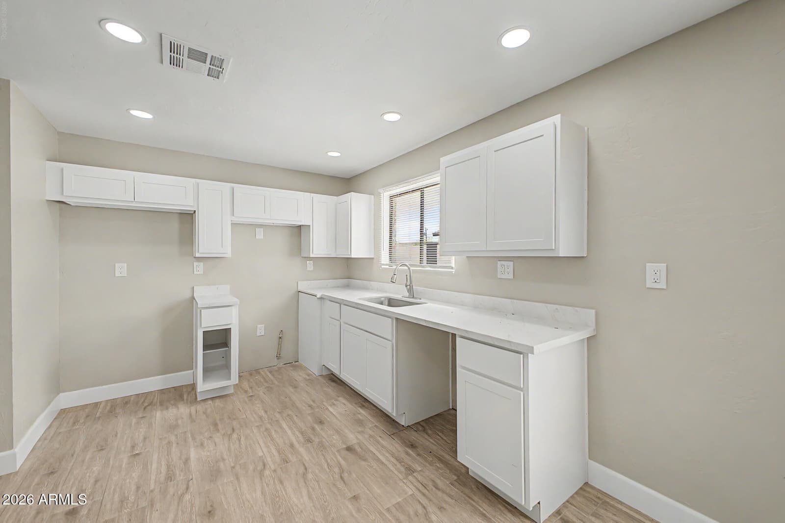 3646 W Hadley Street, Phoenix, AZ 85009 — photo 14 of 32
