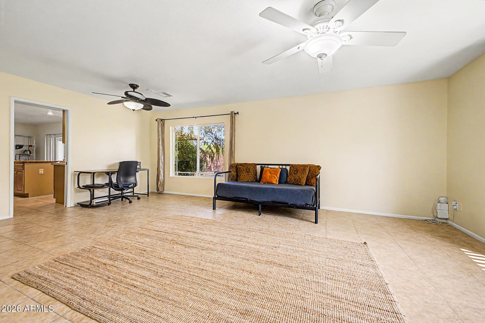 11831 N 29th Street, Phoenix, AZ 85028 — photo 8 of 37