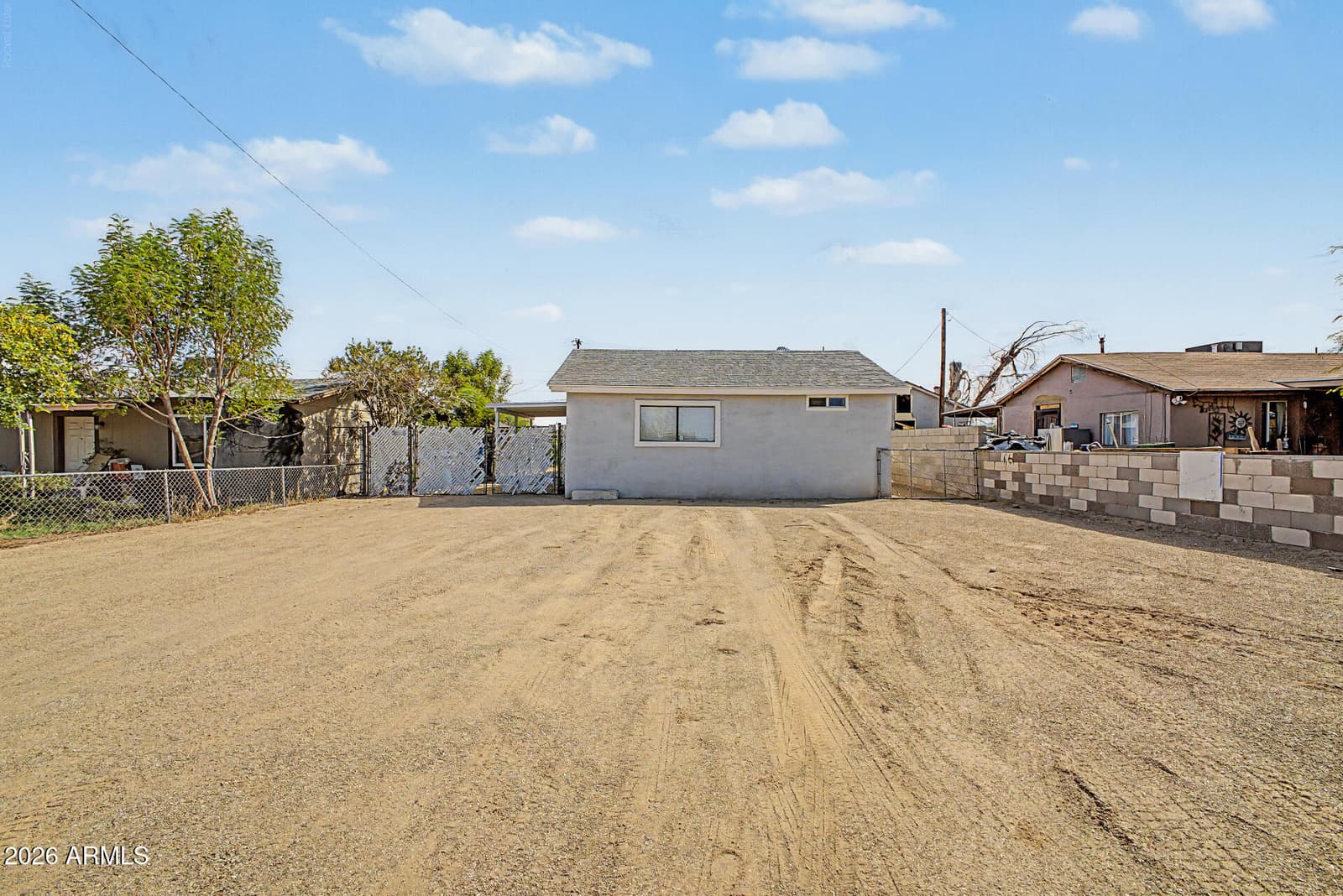 2425 W Papago Street, Phoenix, AZ 85009 — photo 1 of 32