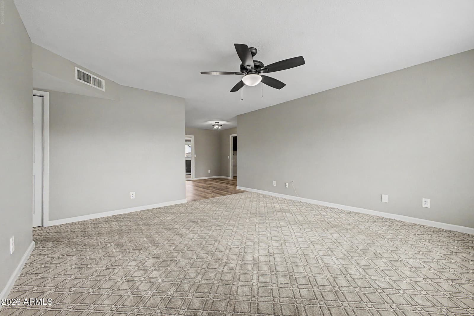 2724 E Holmes Avenue, Mesa, AZ 85204 — photo 12 of 29