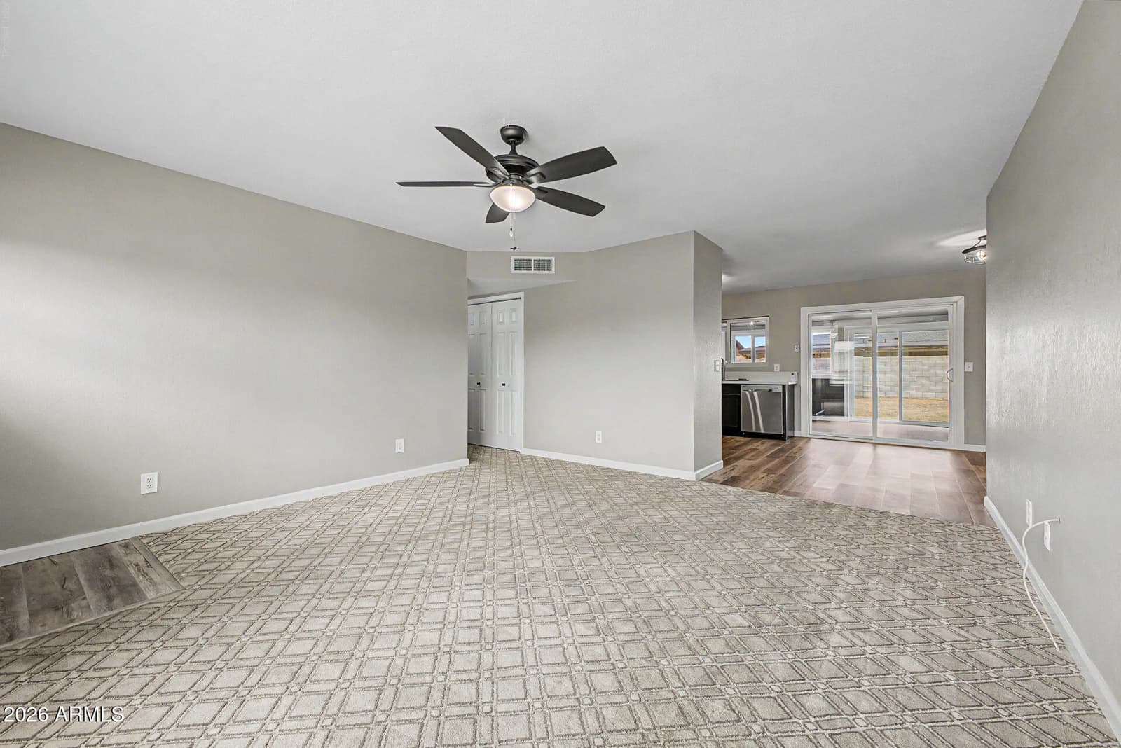 2724 E Holmes Avenue, Mesa, AZ 85204 — photo 13 of 29