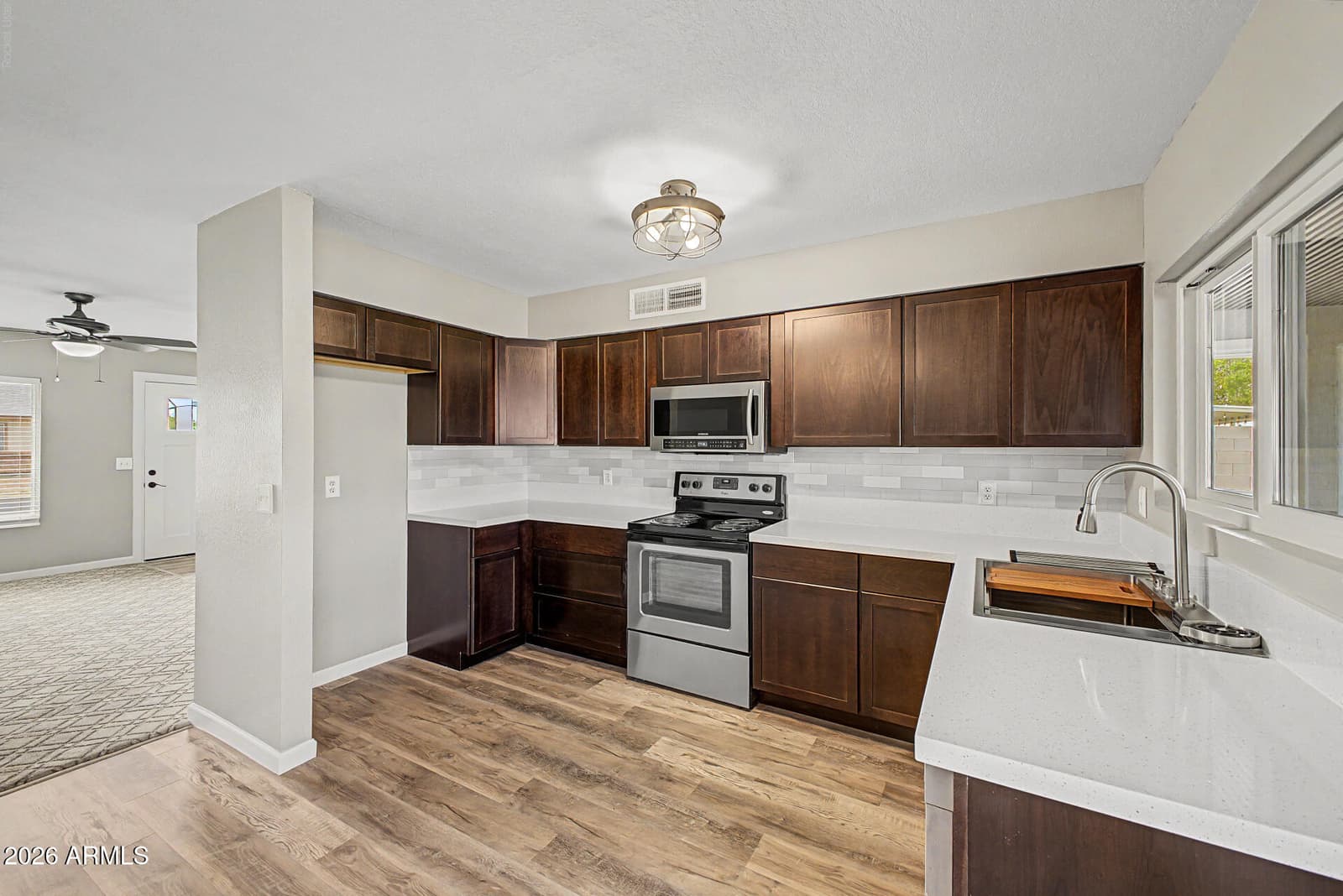 2724 E Holmes Avenue, Mesa, AZ 85204 — photo 14 of 29