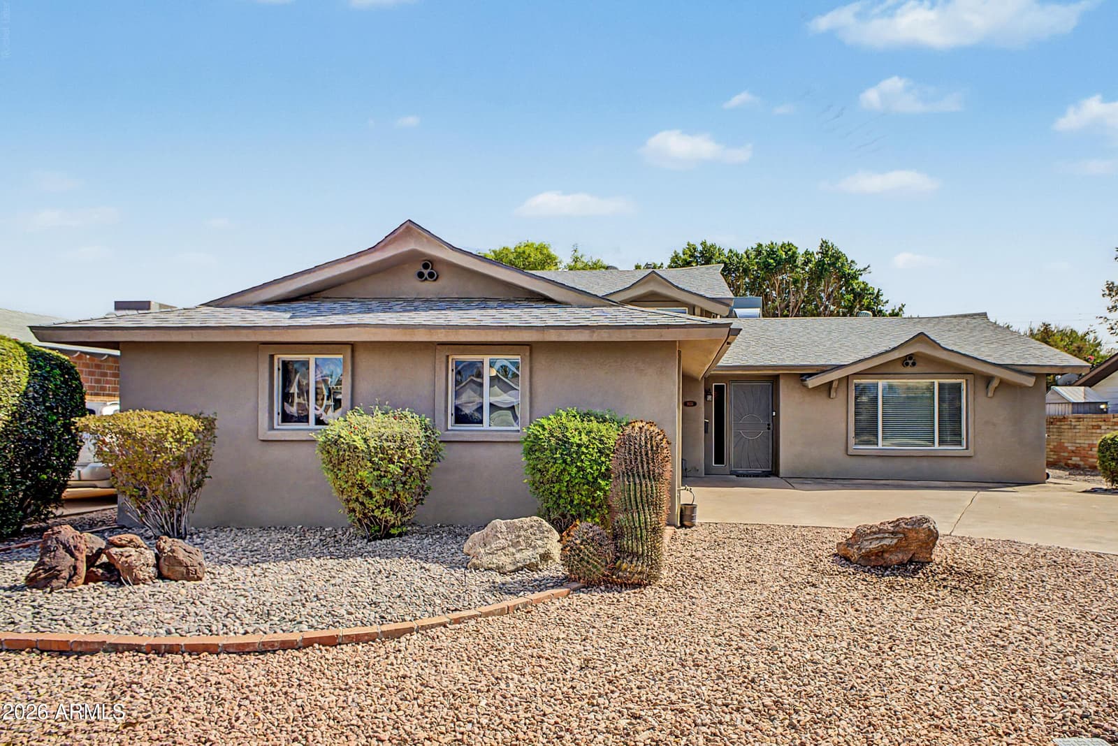 8613 E Laredo Lane, Scottsdale, AZ 85250 — photo 2 of 35