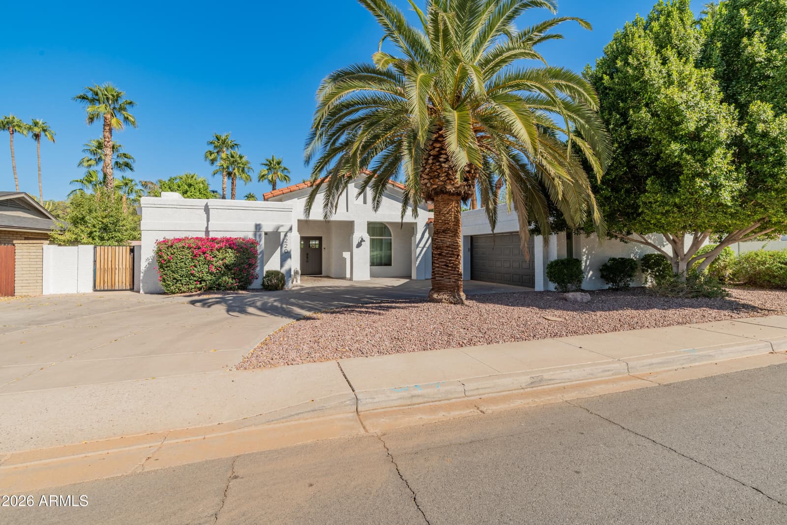 6220 E Paradise Lane, Scottsdale, AZ 85254 — photo 1 of 32