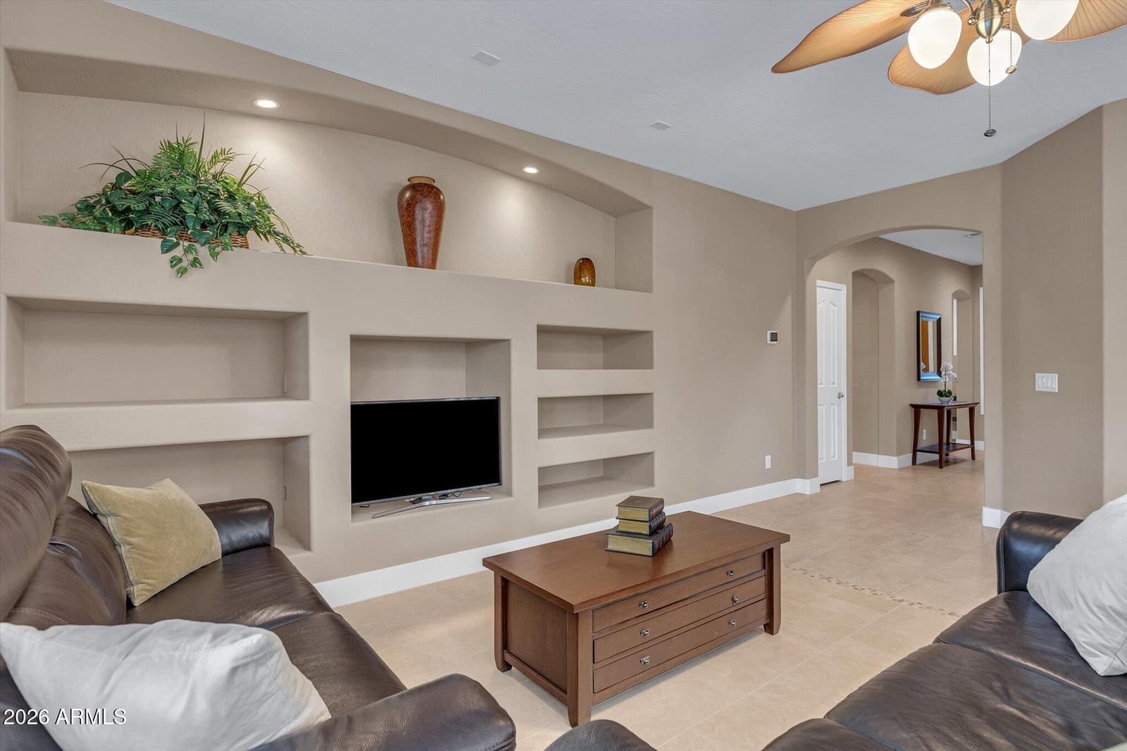 142 W Raven Drive, Chandler, AZ 85286 — photo 7 of 34