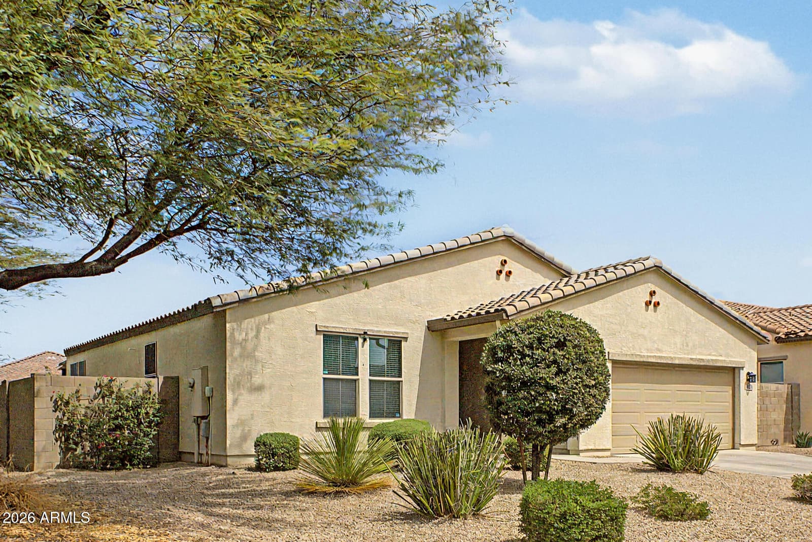 1572 E Luna Blanca Way, San Tan Valley, AZ 85140 — photo 5 of 48