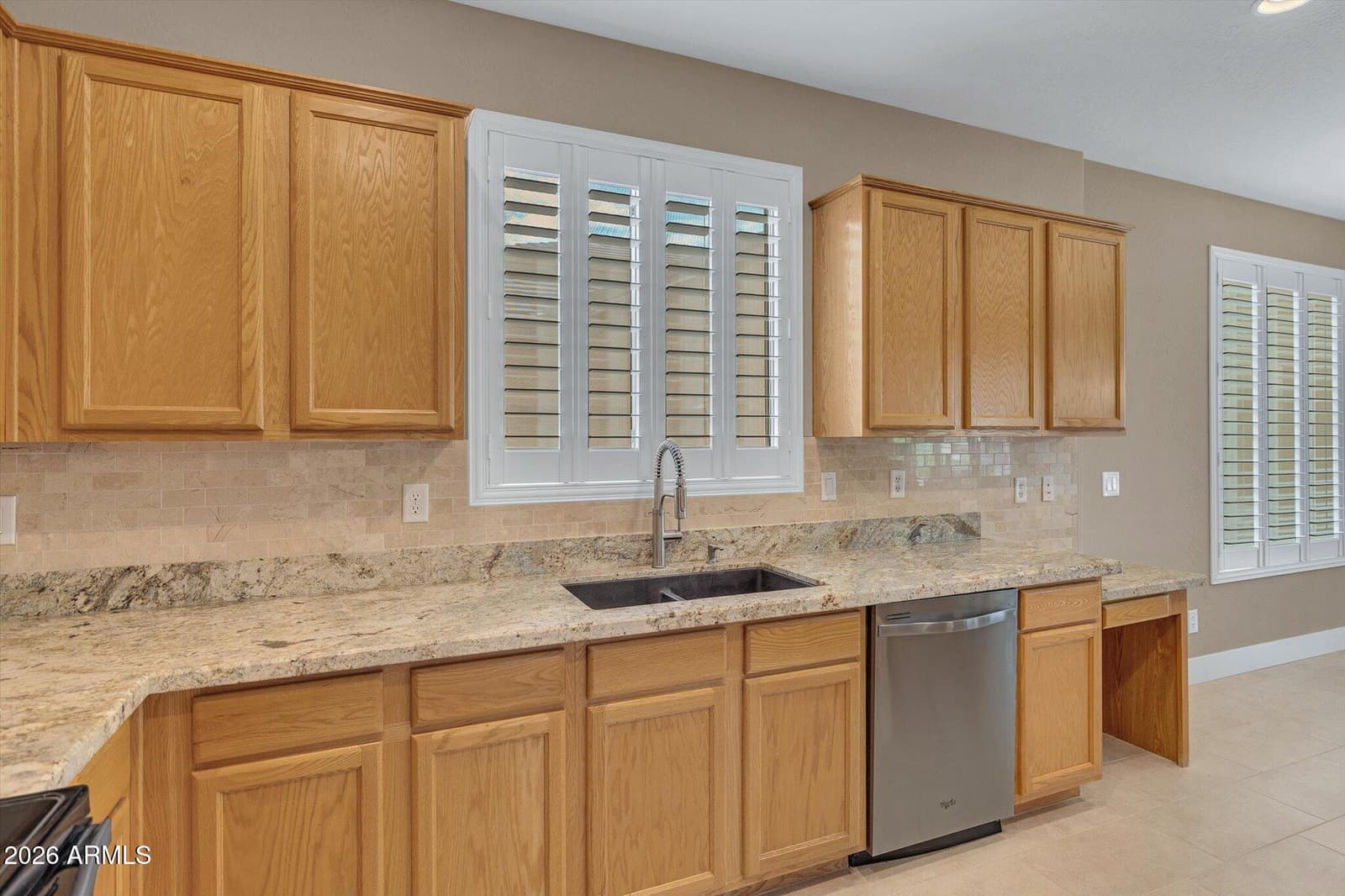 142 W Raven Drive, Chandler, AZ 85286 — photo 12 of 34