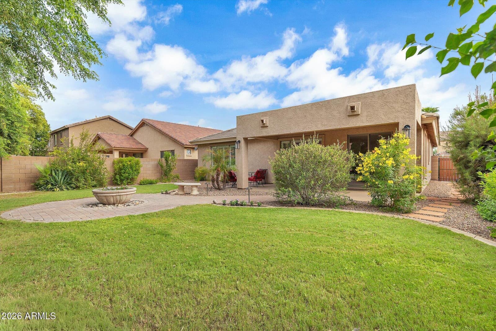 142 W Raven Drive, Chandler, AZ 85286 — photo 27 of 34