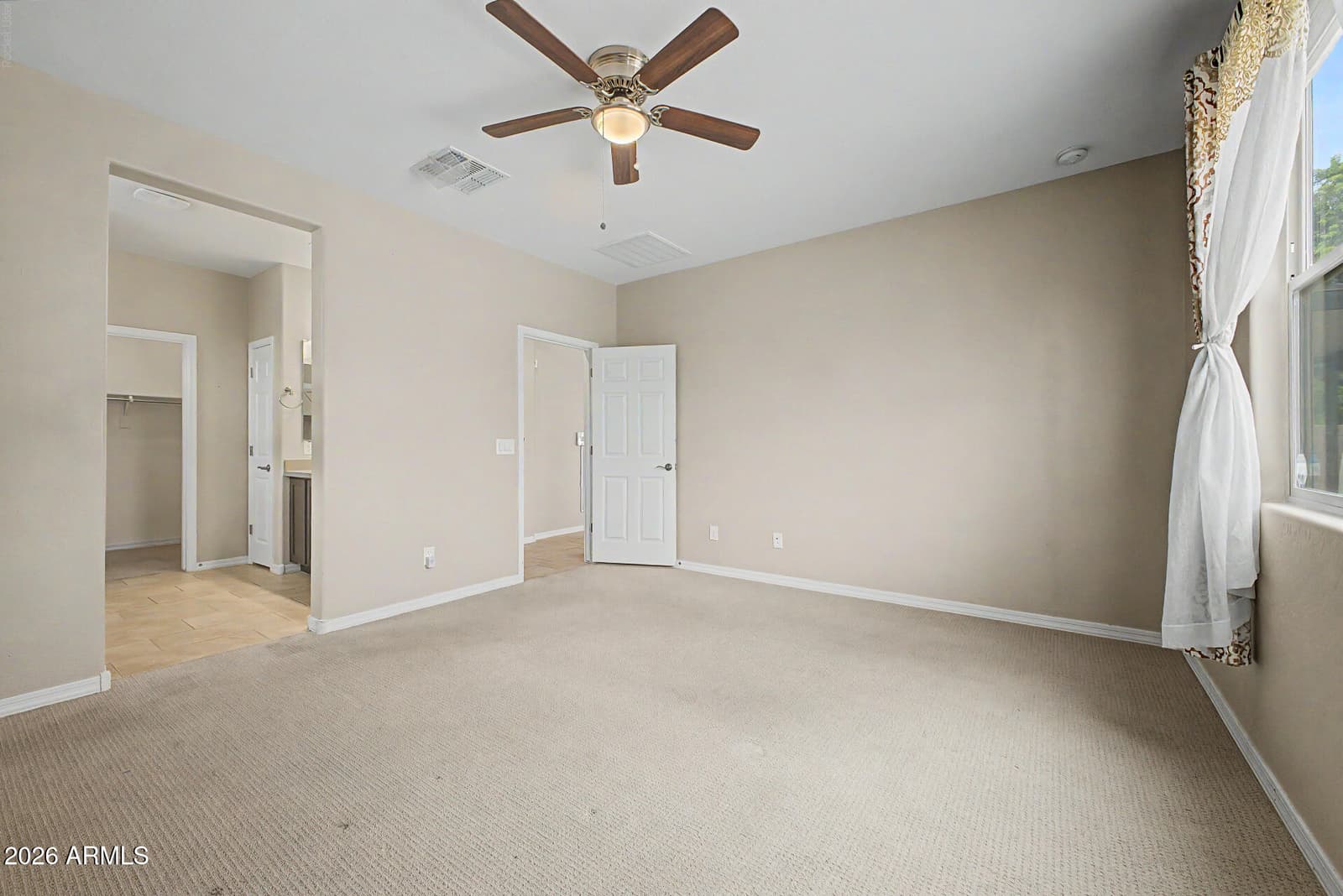 1572 E Luna Blanca Way, San Tan Valley, AZ 85140 — photo 18 of 48