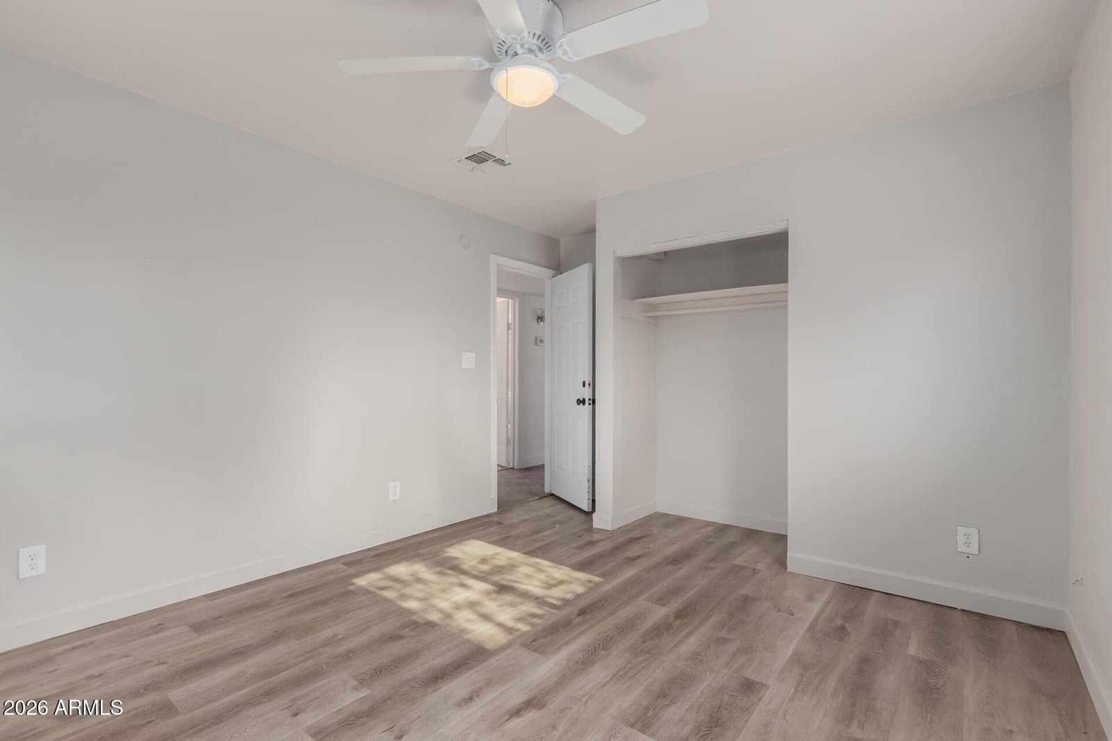 3622 W Sunland Avenue, Phoenix, AZ 85041 — photo 9 of 22