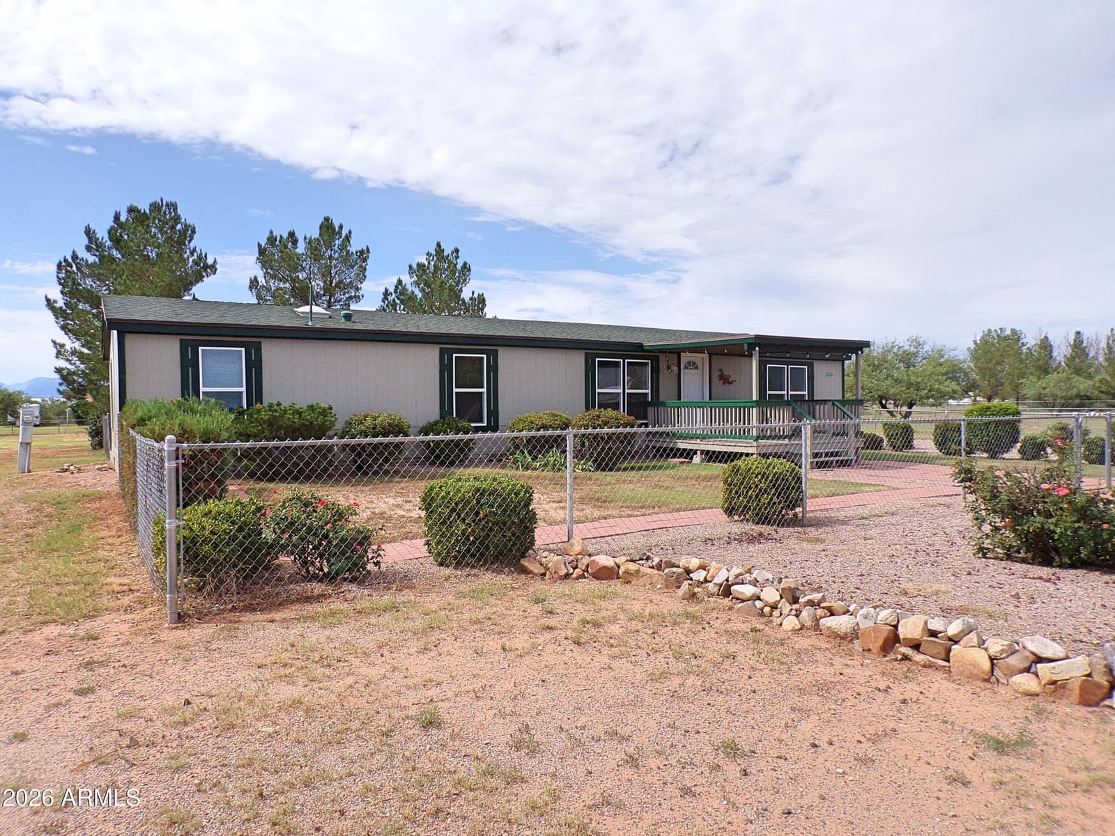 590 E Camino De Tundra, Huachuca City, AZ 85616 — photo 5 of 49