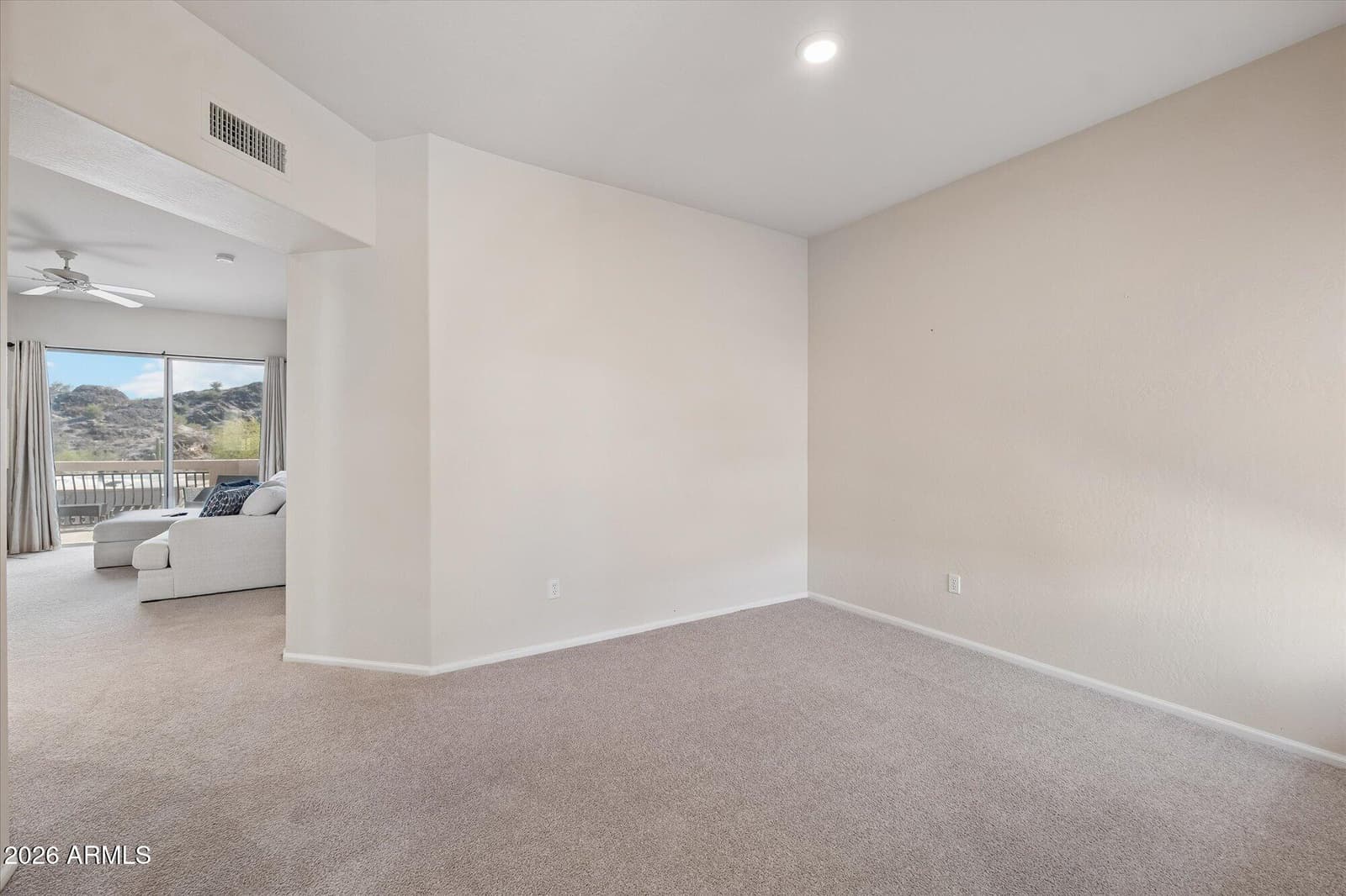 1747 E Northern Avenue 216, Phoenix, AZ 85020 — photo 4 of 29