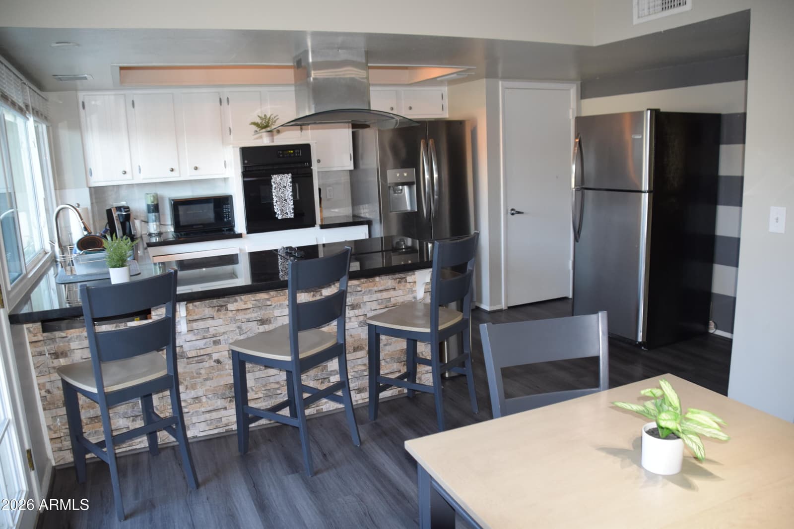 4643 N 21st Avenue, Phoenix, AZ 85015 — photo 1 of 20