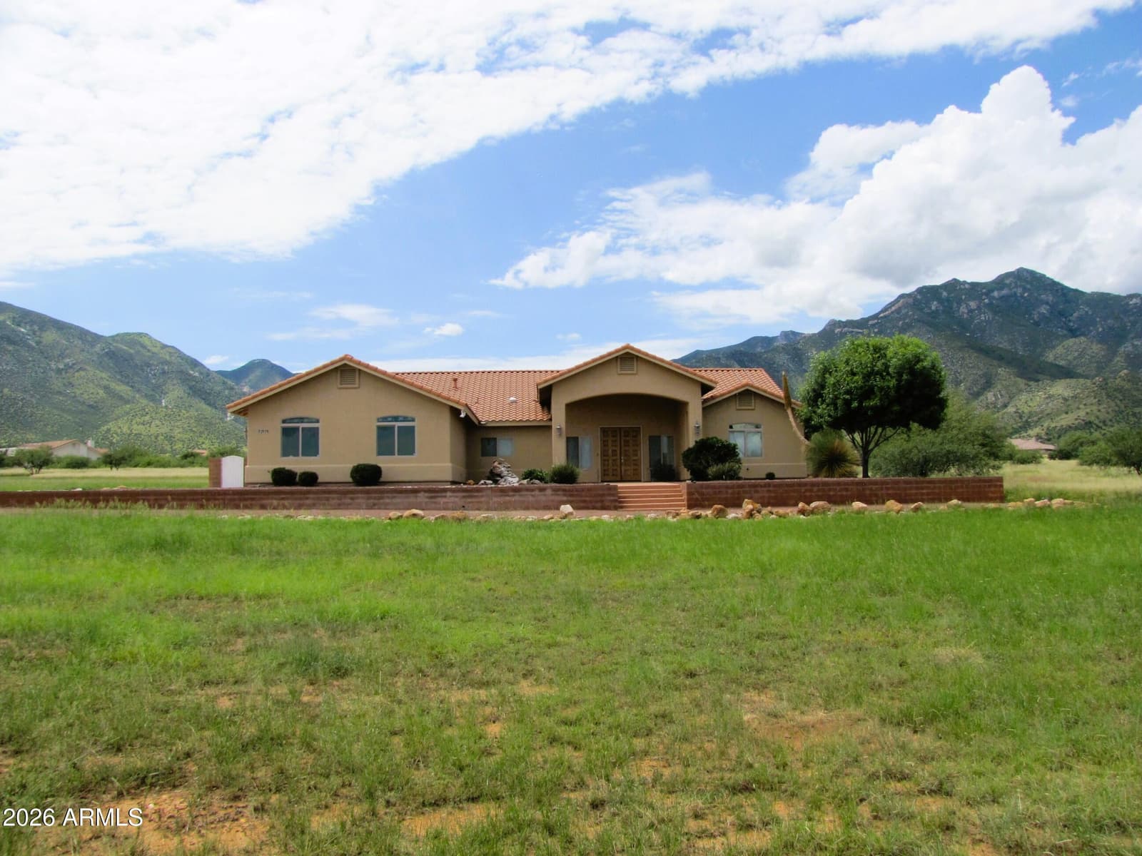9292 S Lippizan Place, Hereford, AZ 85615 — photo 2 of 75