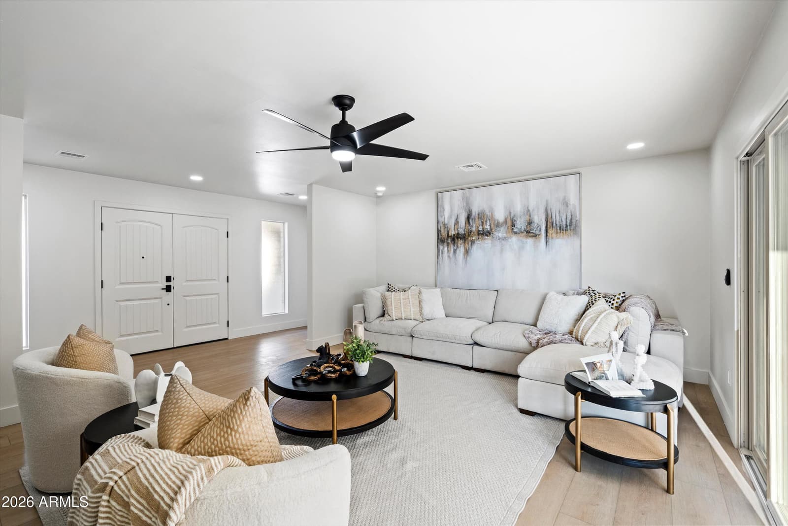 709 E Royal Palm Road, Phoenix, AZ 85020 — photo 10 of 41