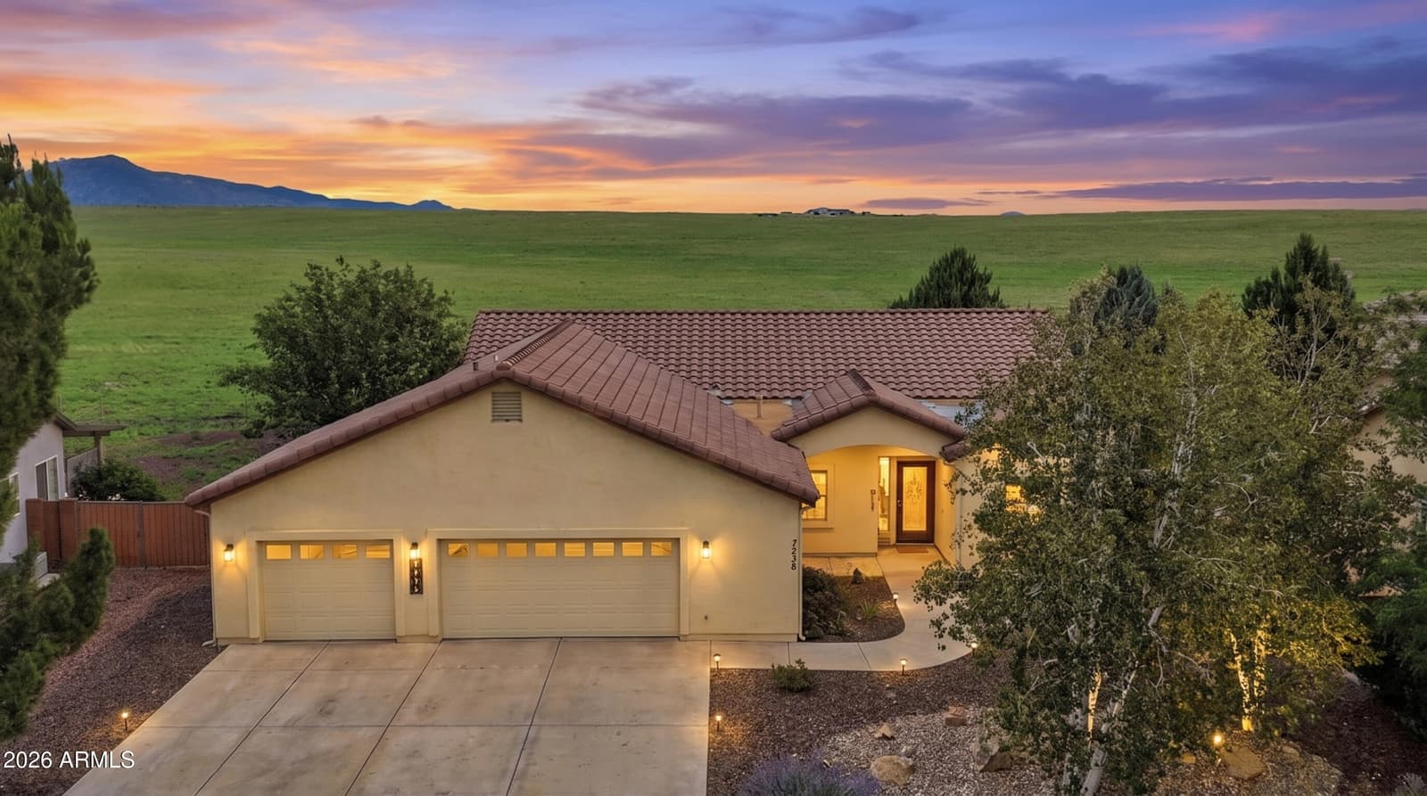 7236 N Pinnacle Pass Drive, Prescott Valley, AZ 86315 — photo 1 of 44