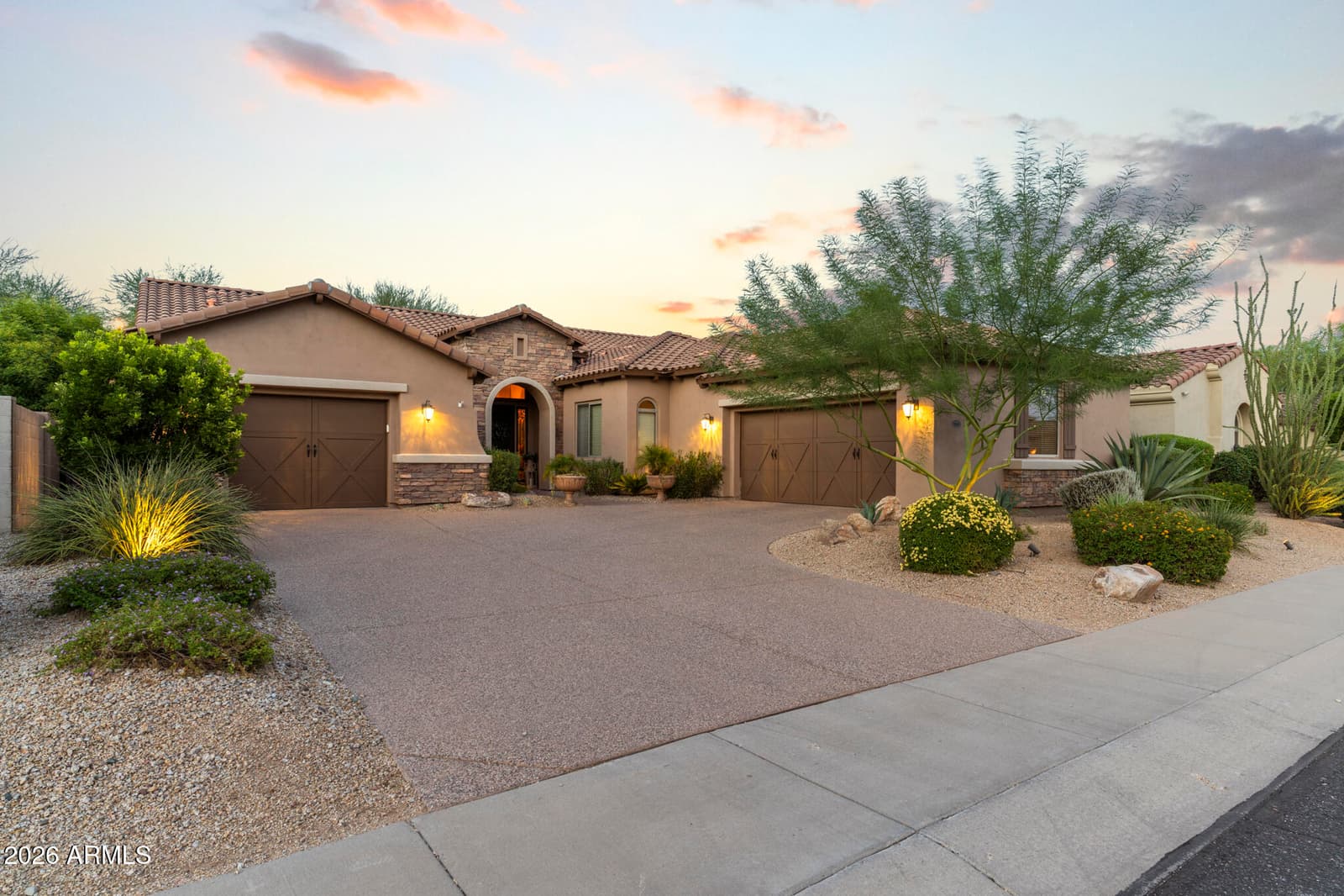 3948 E Parkside Lane, Phoenix, AZ 85050 — photo 1 of 60