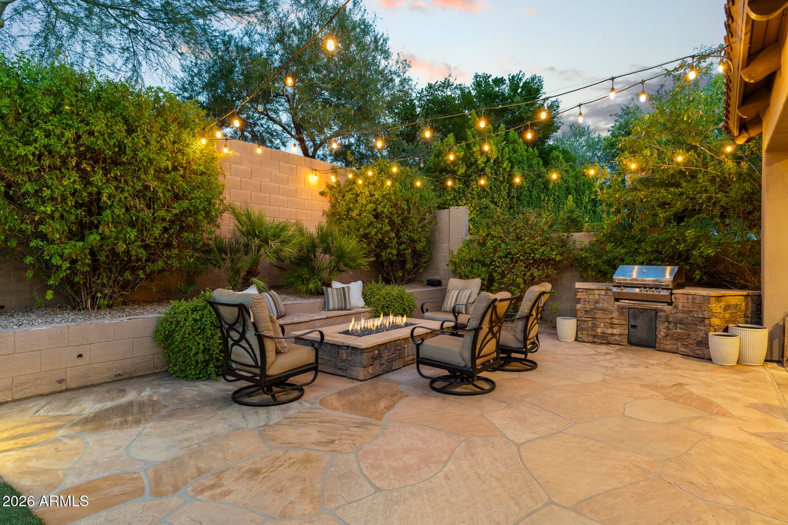 3948 E Parkside Lane, Phoenix, AZ 85050 — photo 4 of 60
