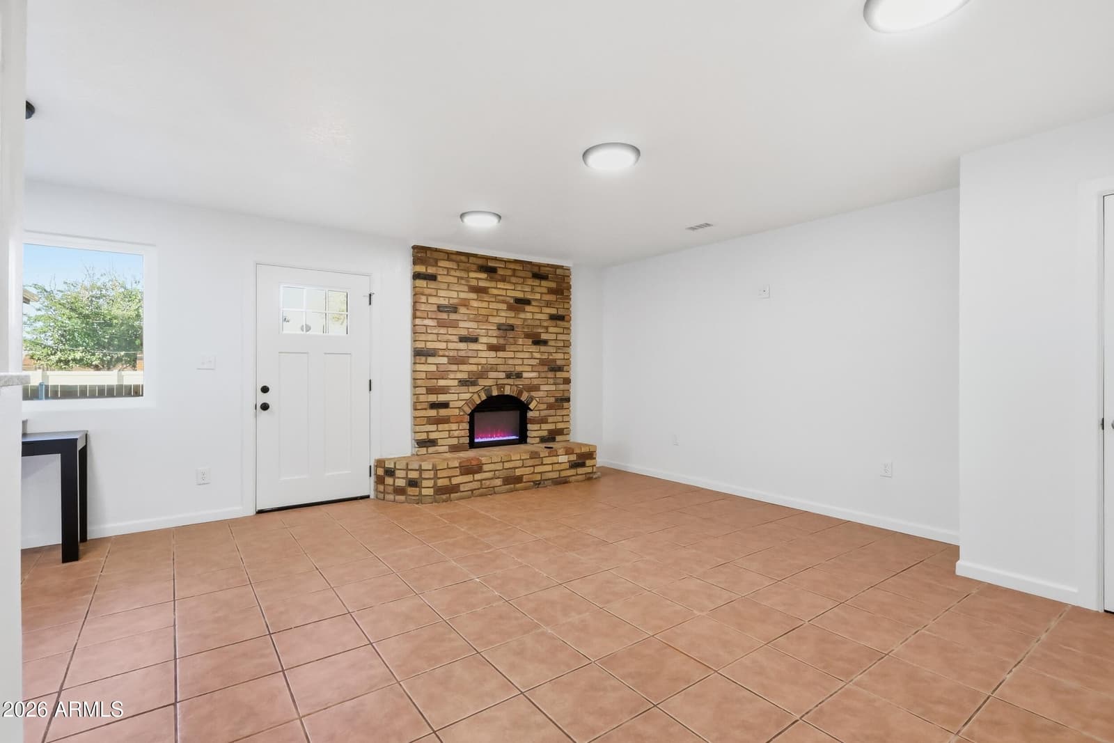 108 E Oak Street, Winslow, AZ 86047 — photo 30 of 47