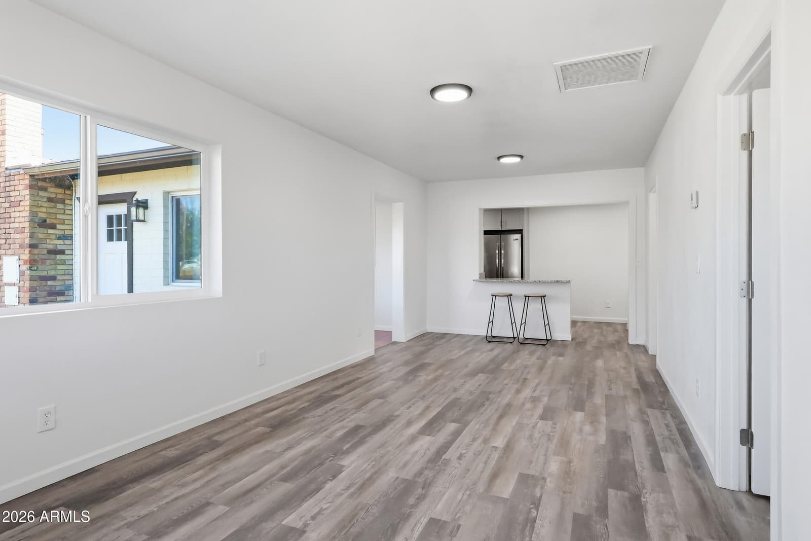 108 E Oak Street, Winslow, AZ 86047 — photo 34 of 47