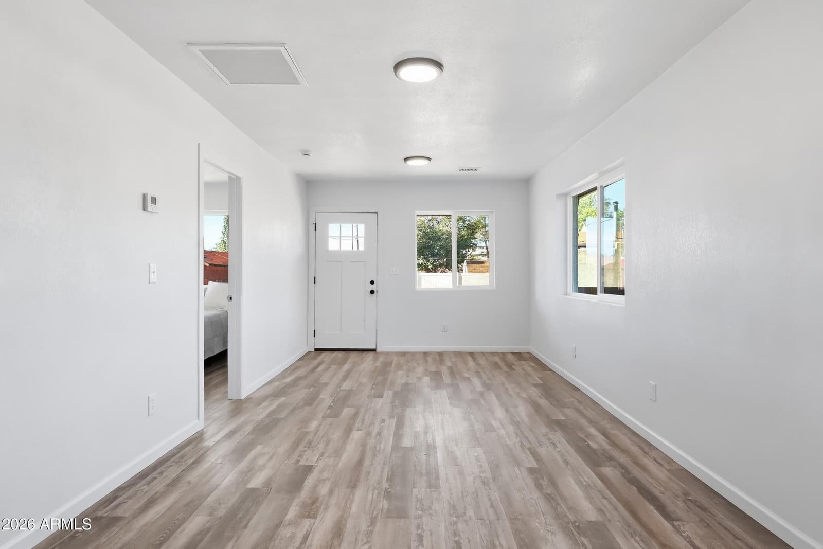 108 E Oak Street, Winslow, AZ 86047 — photo 36 of 47