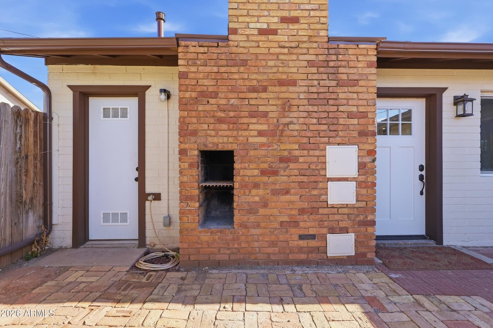 108 E Oak Street, Winslow, AZ 86047 — photo 14 of 47