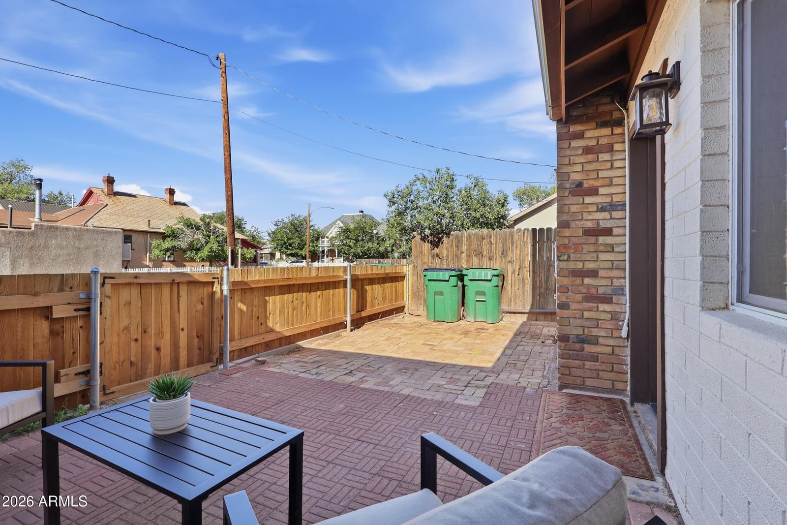 108 E Oak Street, Winslow, AZ 86047 — photo 12 of 47
