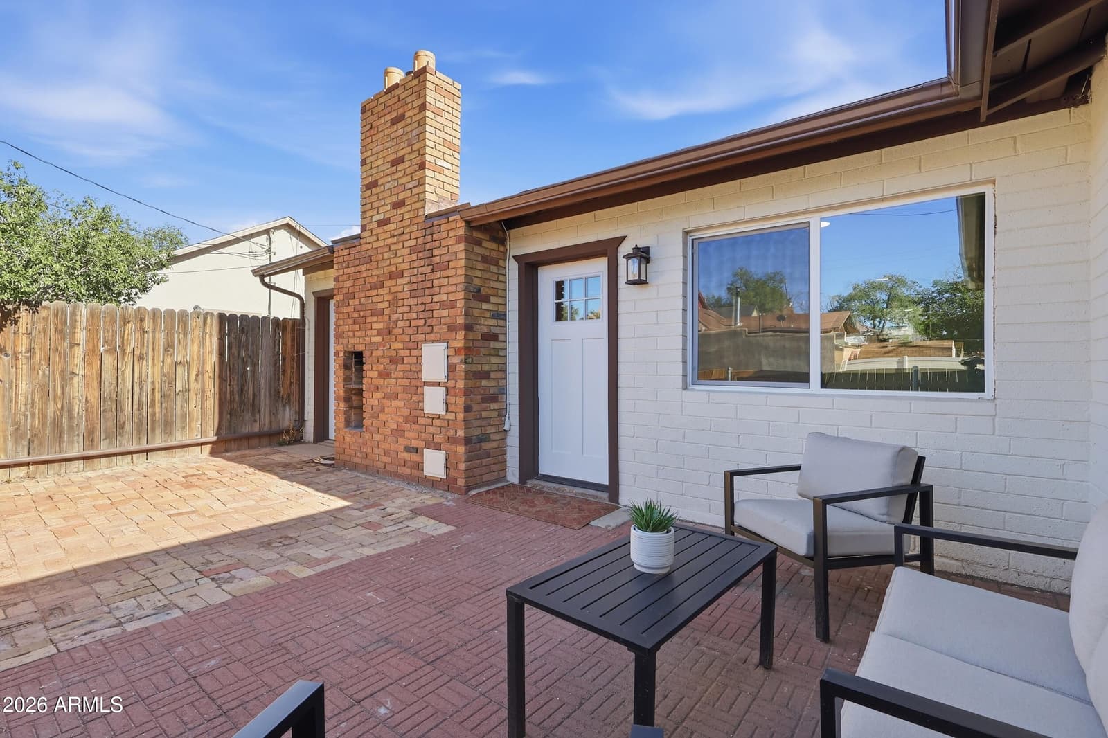 108 E Oak Street, Winslow, AZ 86047 — photo 13 of 47