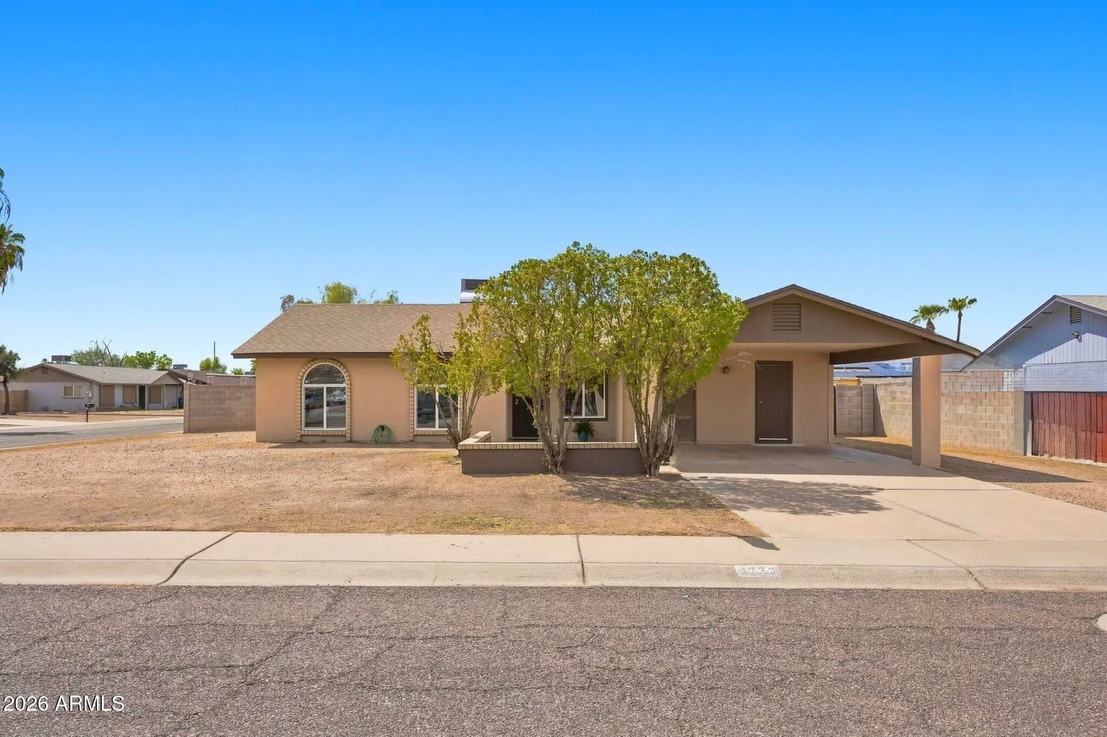 1323 W Morrow Drive, Phoenix, AZ 85027 — photo 2 of 36