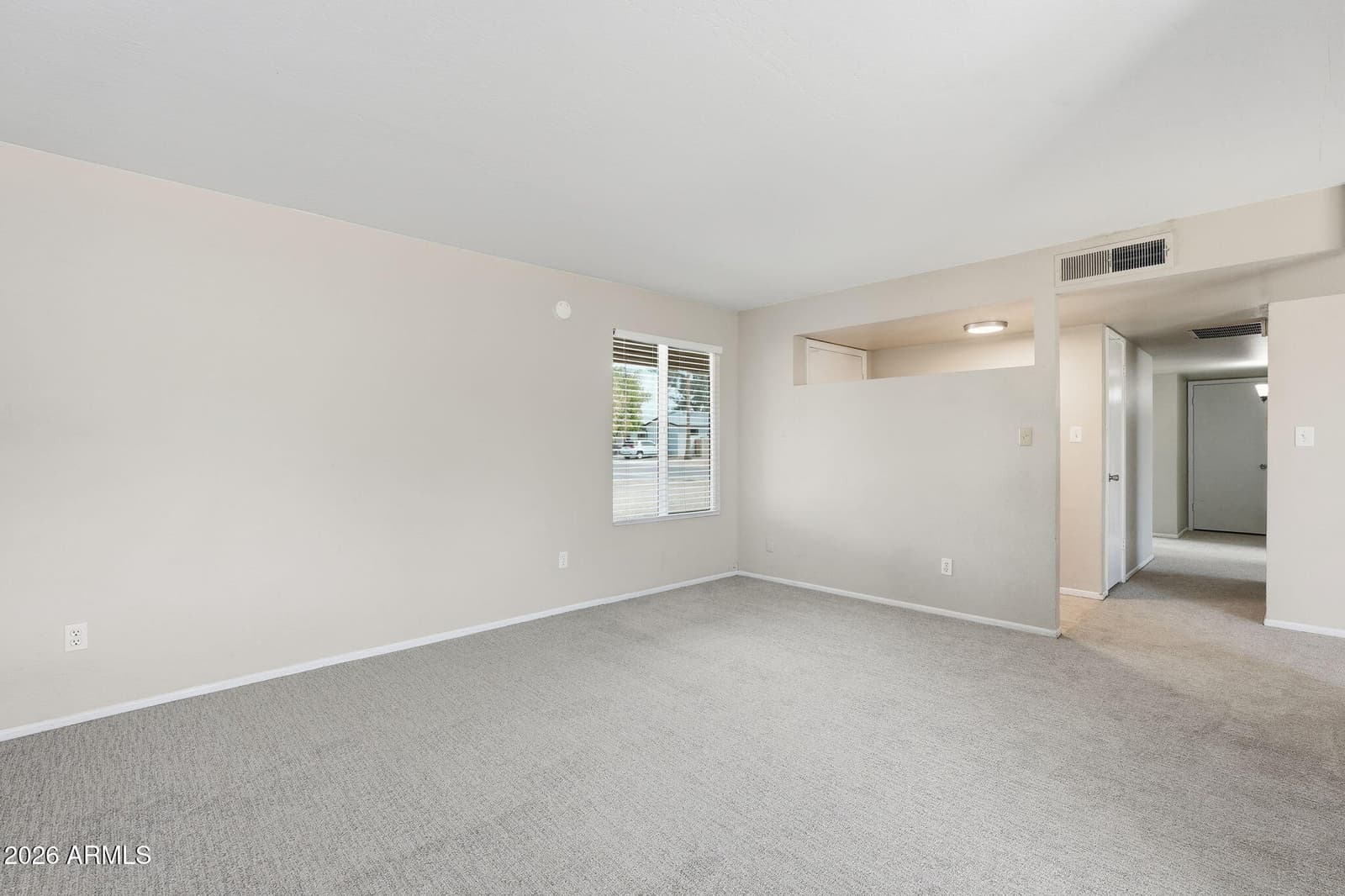 1323 W Morrow Drive, Phoenix, AZ 85027 — photo 4 of 36