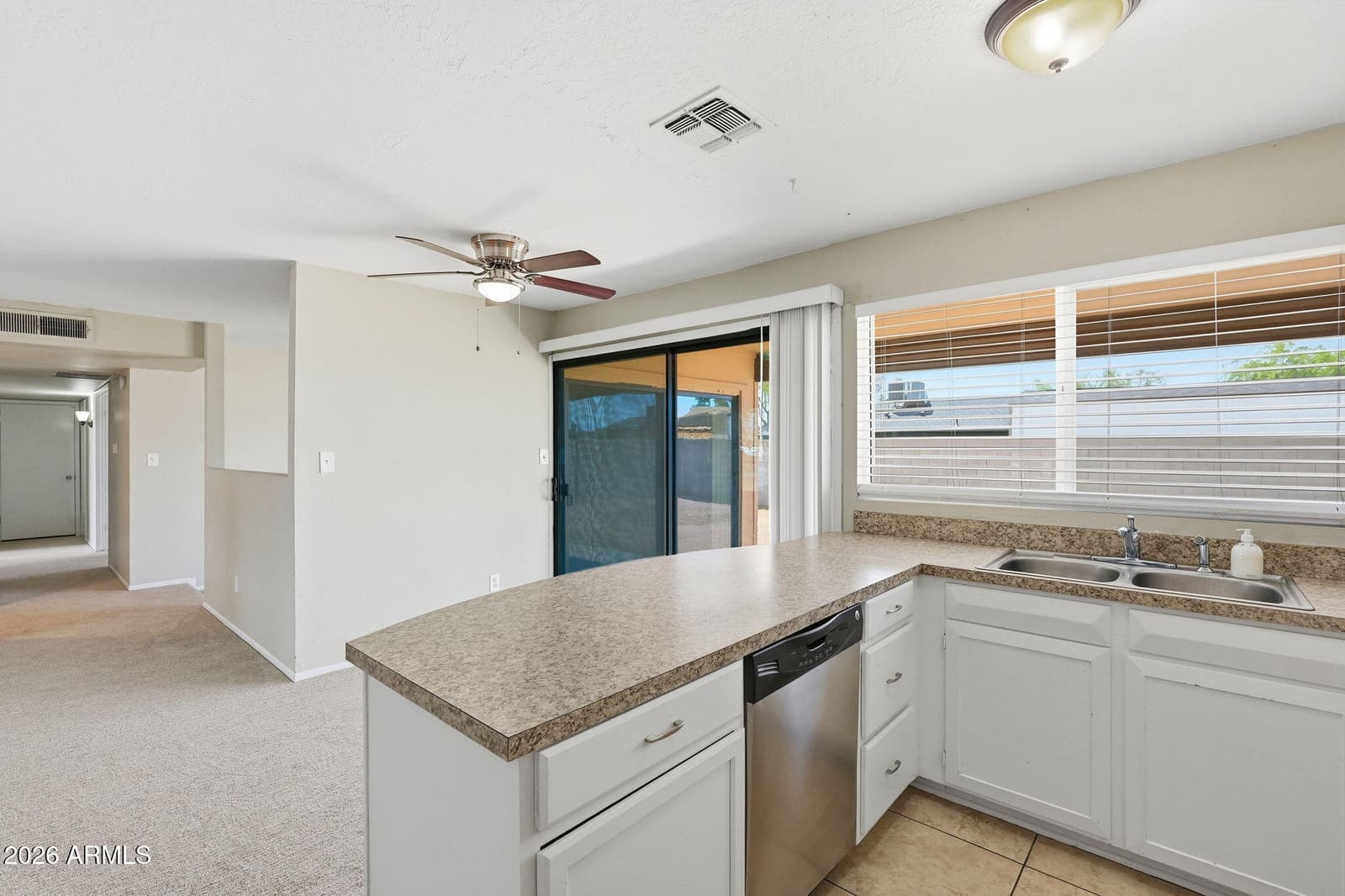 1323 W Morrow Drive, Phoenix, AZ 85027 — photo 11 of 36