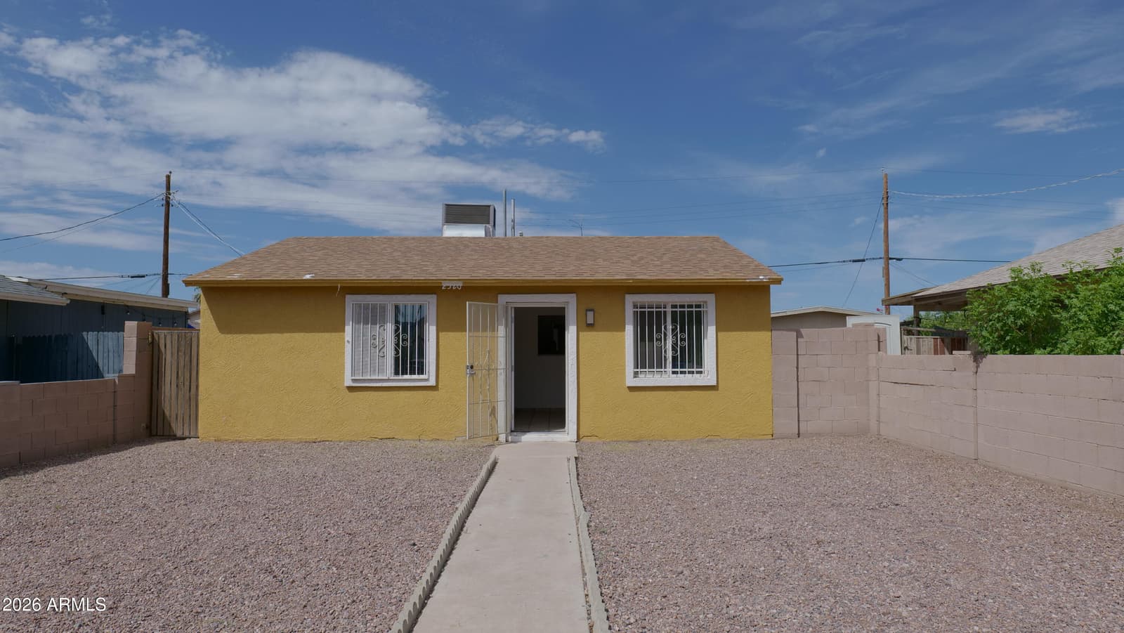 2520 E Chipman Road, Phoenix, AZ 85040 — photo 2 of 25
