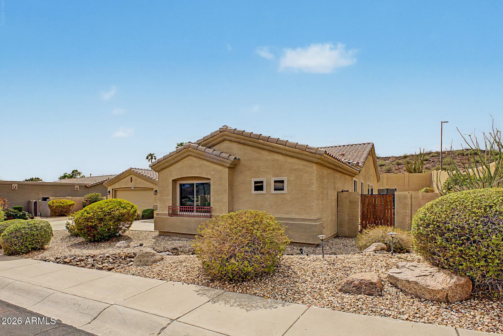 26408 N 42nd Drive, Phoenix, AZ 85083 — photo 4 of 65