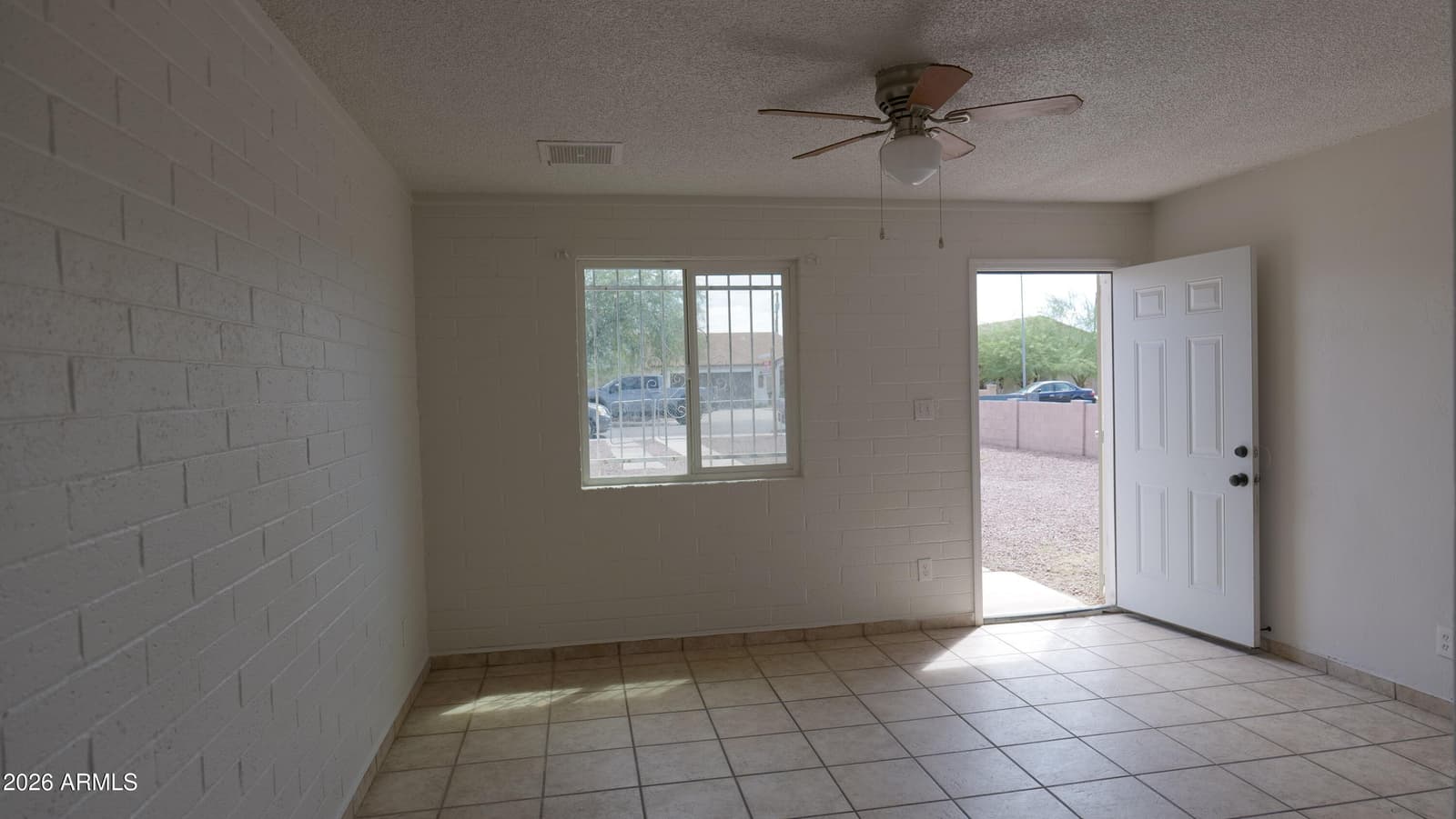 2520 E Chipman Road, Phoenix, AZ 85040 — photo 10 of 25