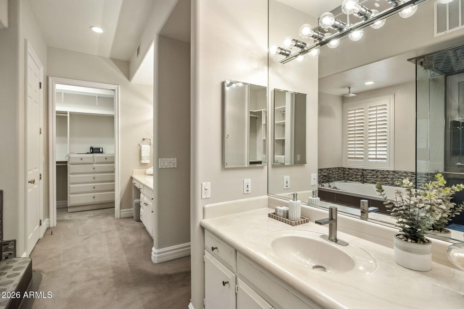 1431 W Caribbean Lane, Phoenix, AZ 85023 — photo 19 of 46