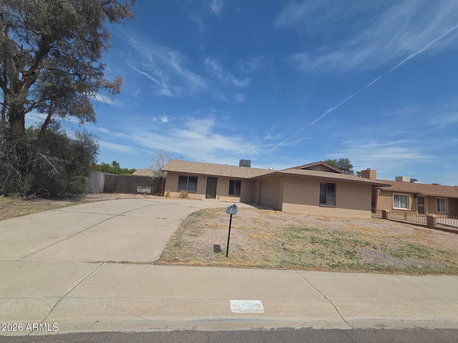 3740 W Redfield Road, Phoenix, AZ 85053 — photo 1 of 15