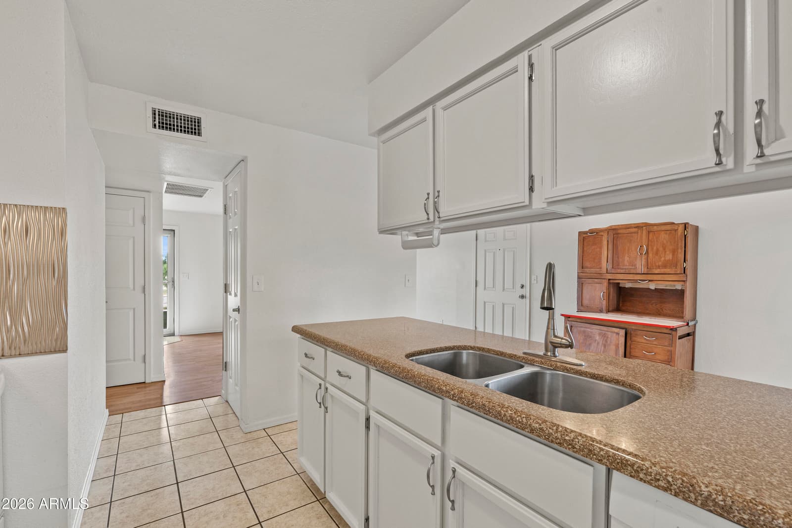 5171 E Evergreen Drive, Sierra Vista, AZ 85635 — photo 14 of 47