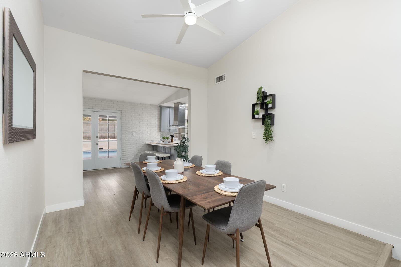 2331 E Sunnyside Drive, Phoenix, AZ 85028 — photo 10 of 46