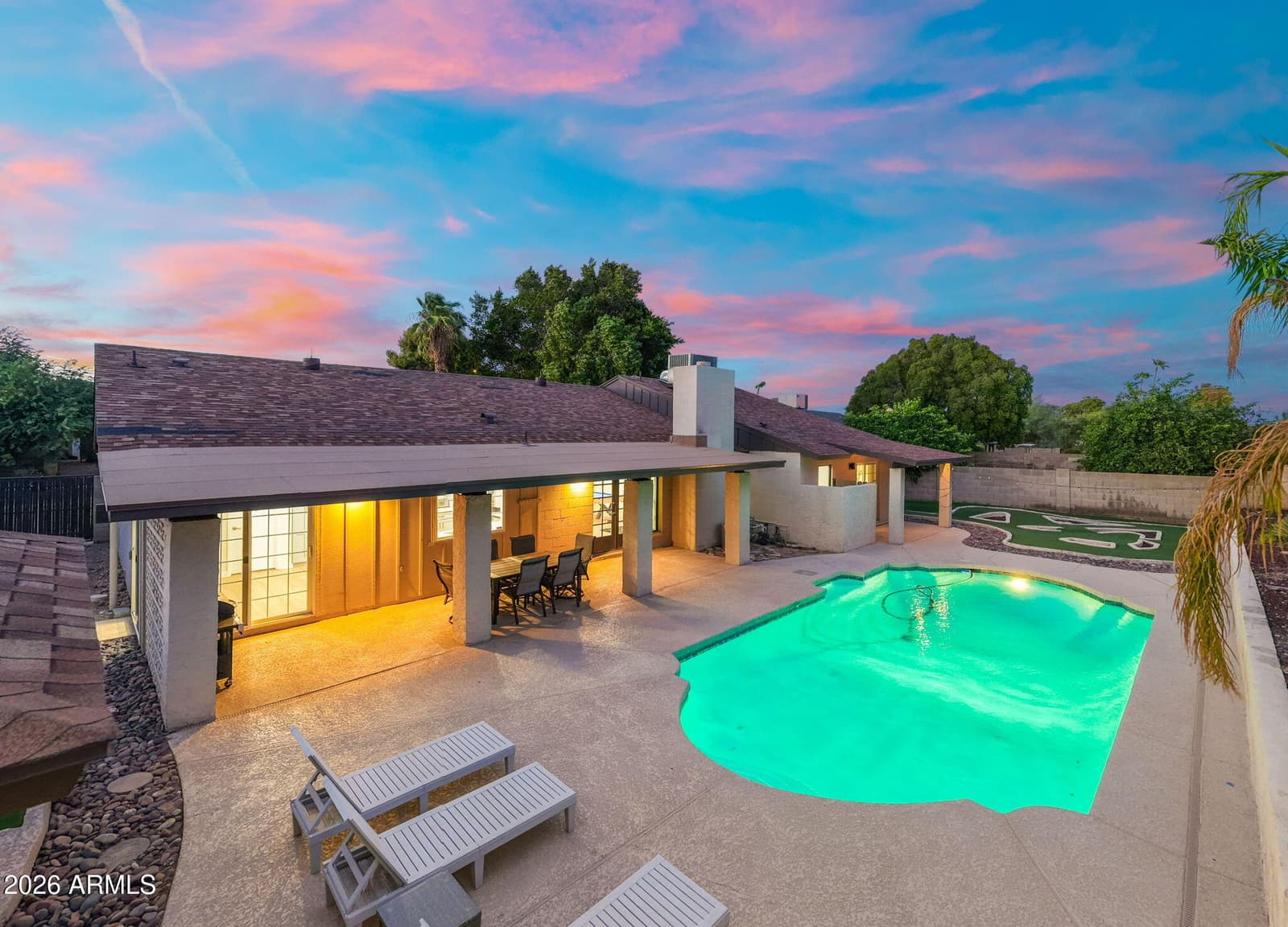 2331 E Sunnyside Drive, Phoenix, AZ 85028 — photo 3 of 46