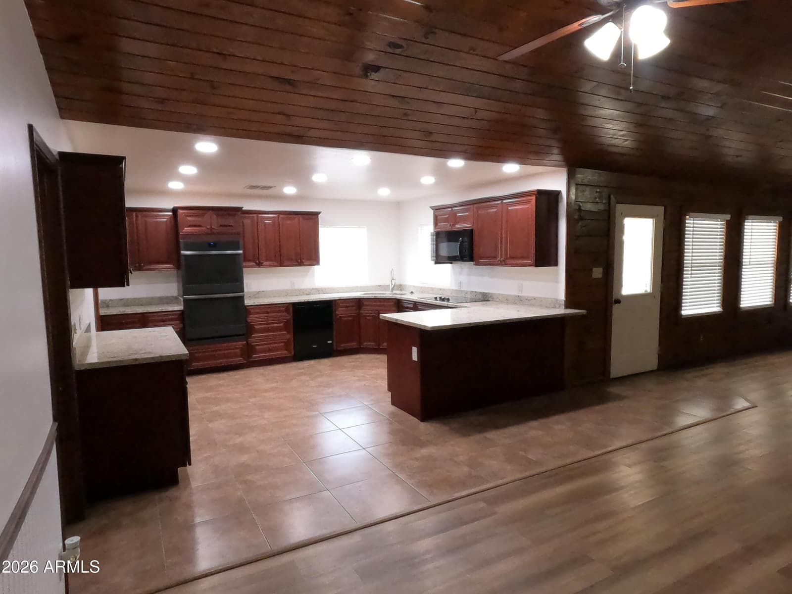 3642 W 1st Street, Thatcher, AZ 85552 — photo 8 of 92