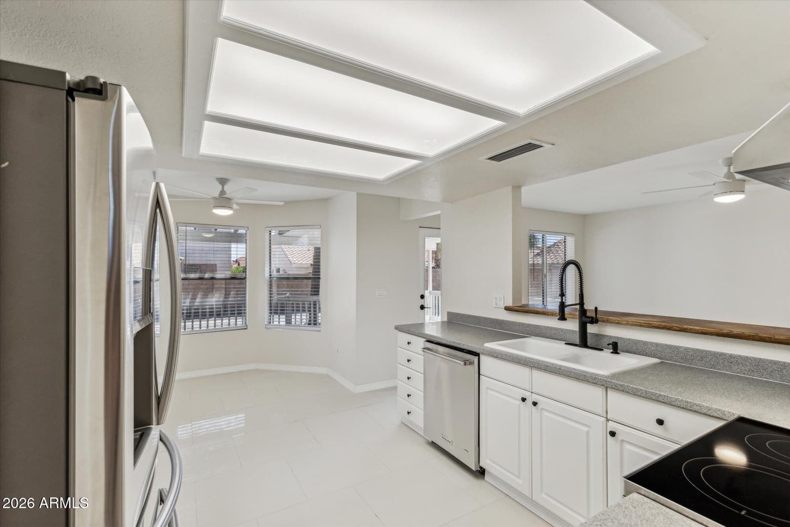 16239 S 43rd Place, Phoenix, AZ 85048 — photo 10 of 28