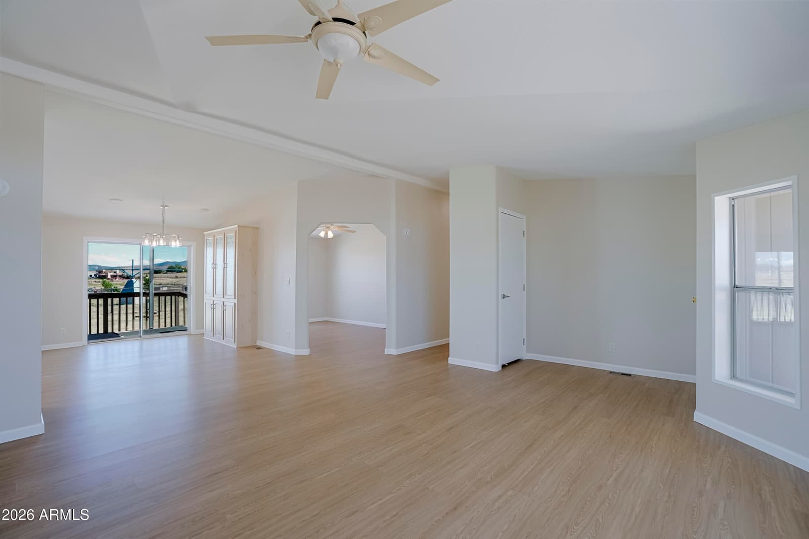 11565 N Antelope Meadows Drive, Prescott Valley, AZ 86315 — photo 9 of 68