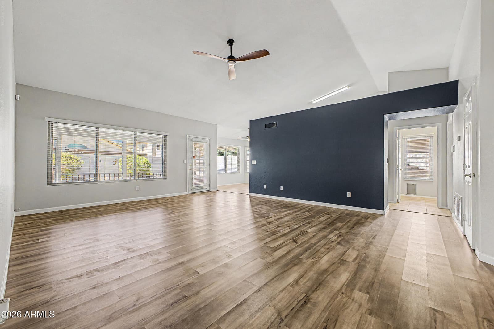 19020 N 73rd Lane, Glendale, AZ 85308 — photo 5 of 30