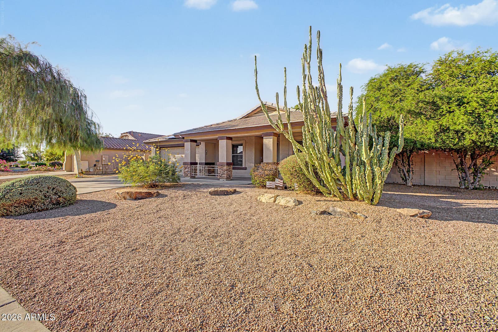 2070 E Fairview Street, Chandler, AZ 85225 — photo 3 of 35