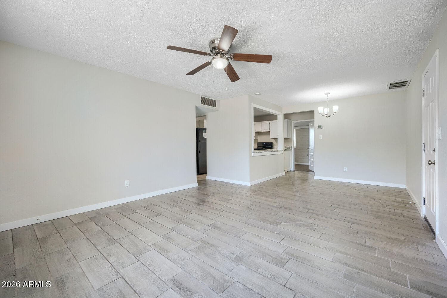 2816 W Marshall Avenue, Phoenix, AZ 85017 — photo 7 of 29