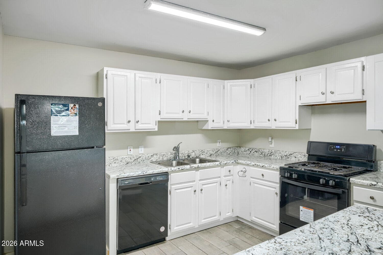 2816 W Marshall Avenue, Phoenix, AZ 85017 — photo 10 of 29