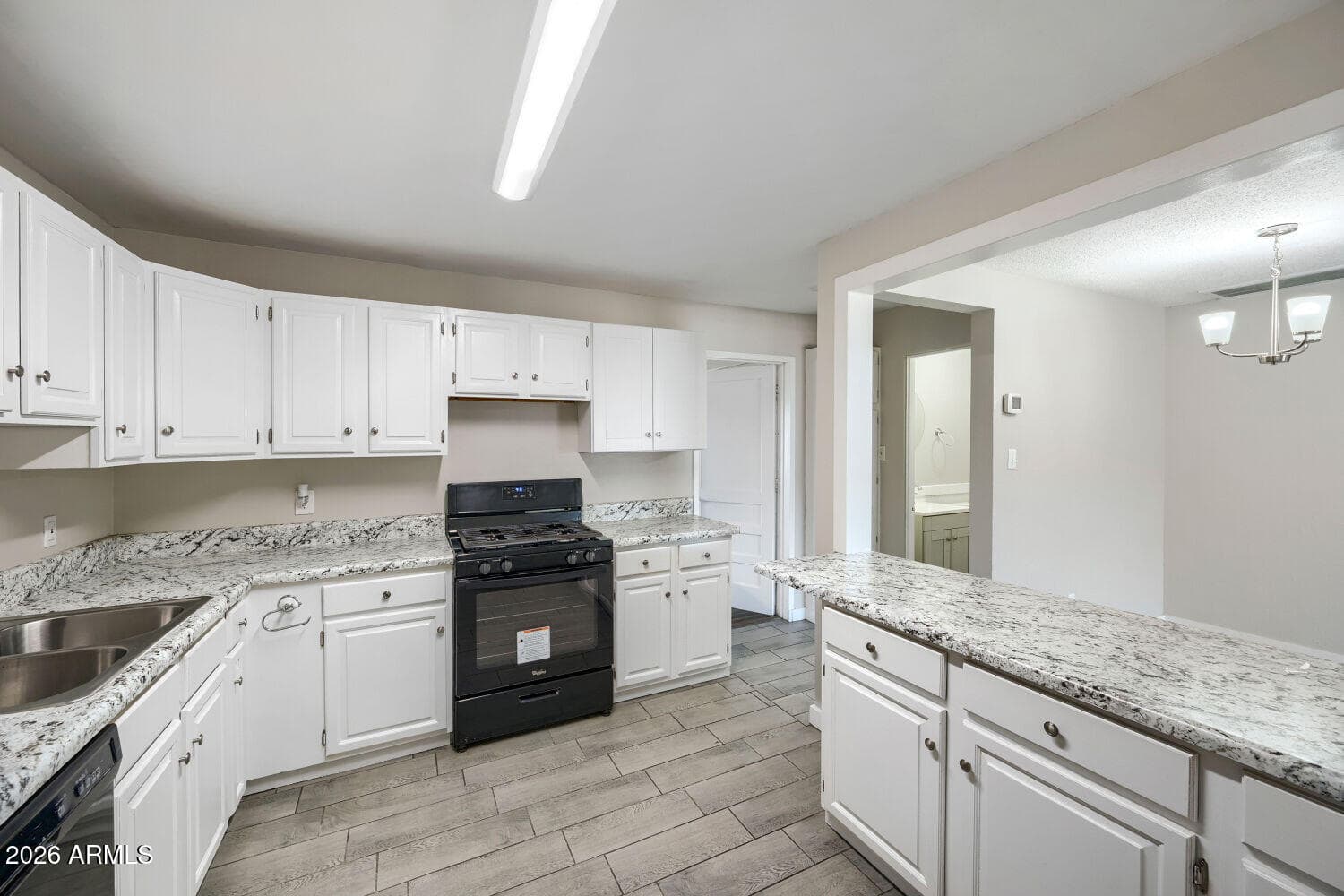 2816 W Marshall Avenue, Phoenix, AZ 85017 — photo 12 of 29