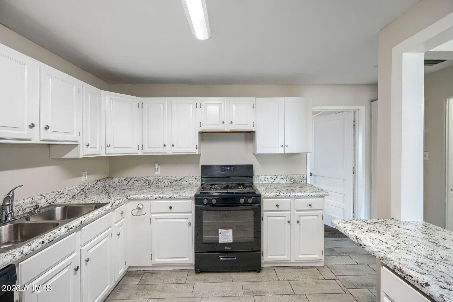 2816 W Marshall Avenue, Phoenix, AZ 85017 — photo 13 of 29