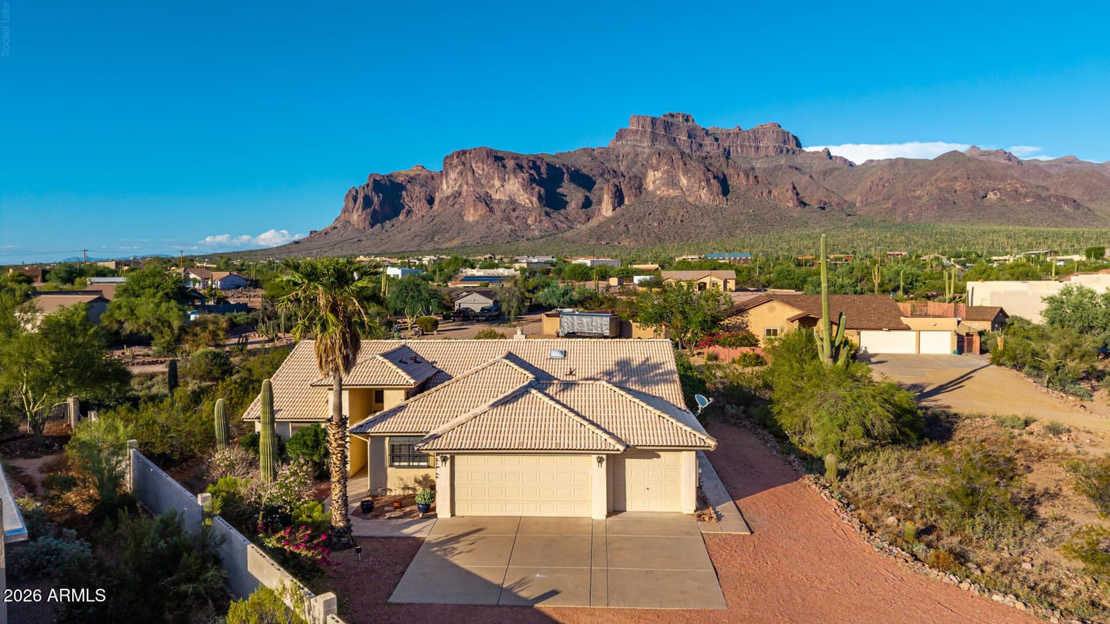 5674 E 3rd Avenue, Apache Junction, AZ 85119 — photo 10 of 41